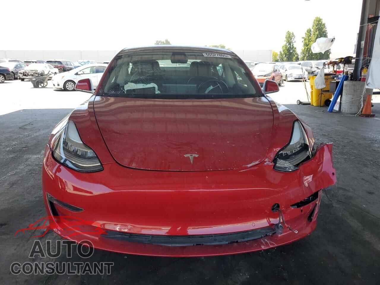TESLA MODEL 3 2018 - 5YJ3E1EA1JF045537