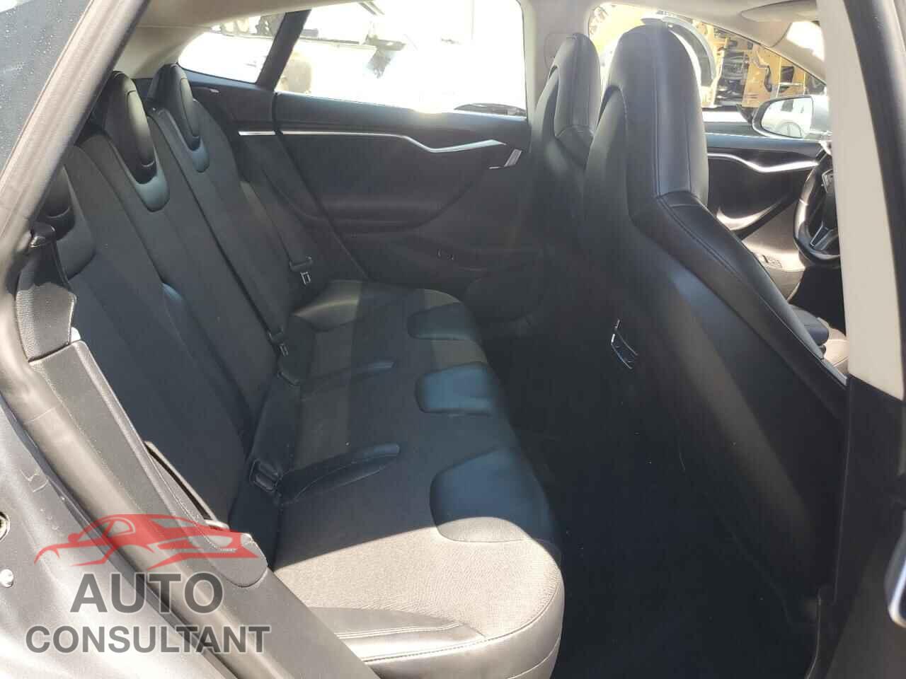 TESLA MODEL S 2013 - 5YJSA1CG9DFP08274