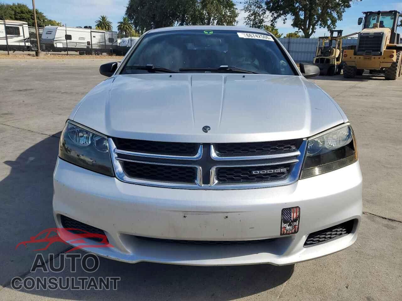 DODGE AVENGER 2011 - 1B3BD4FB2BN590660