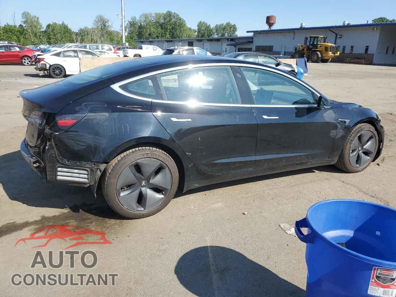 TESLA MODEL 3 2018 - 5YJ3E1EB2JF068429