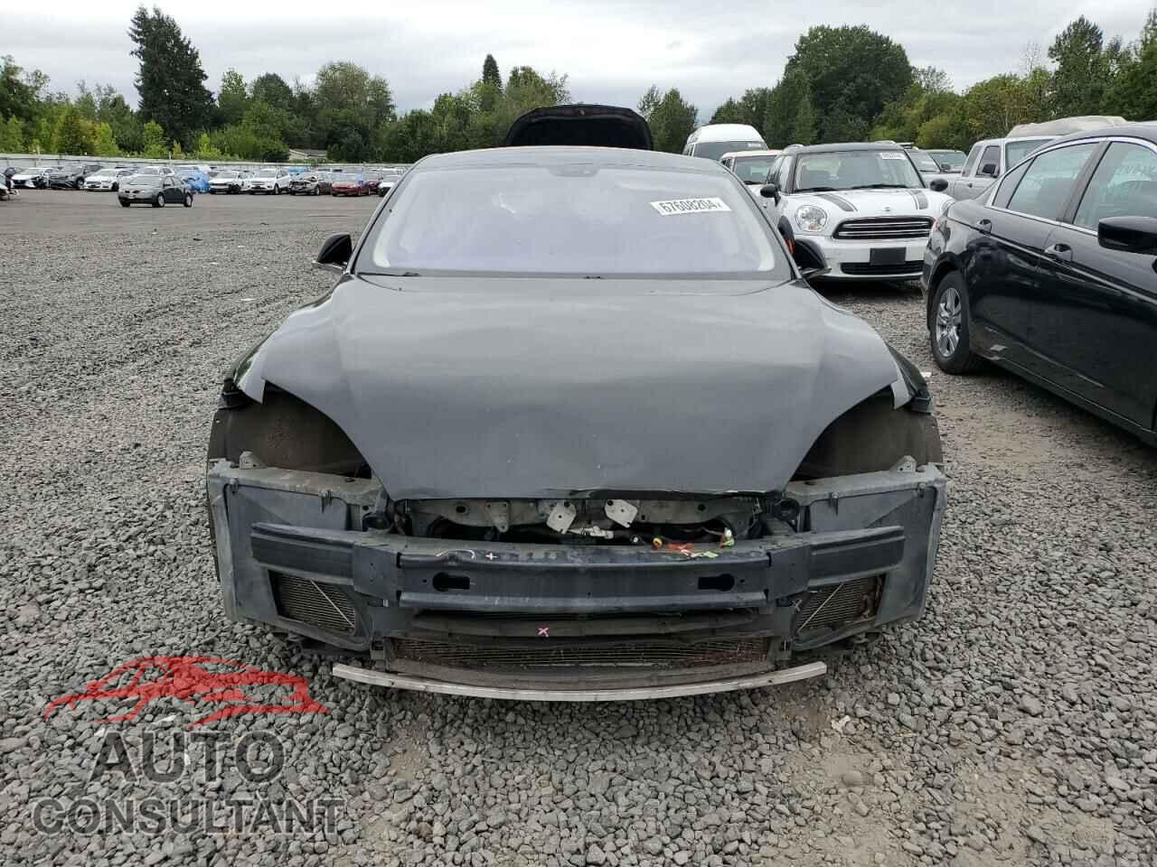 TESLA MODEL S 2013 - 5YJSA1DPXDFP05138