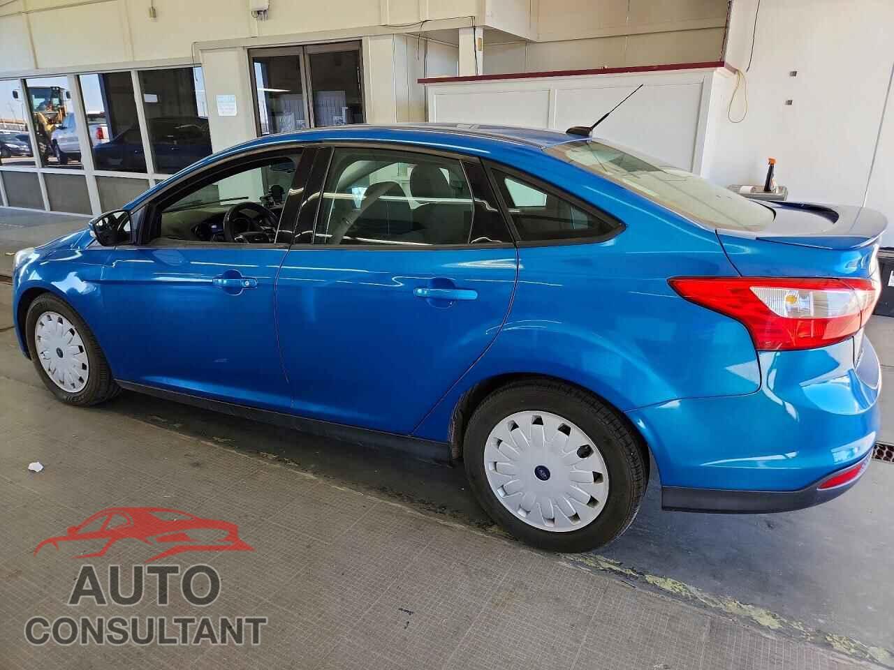 FORD FOCUS 2014 - 1FADP3F22EL219741
