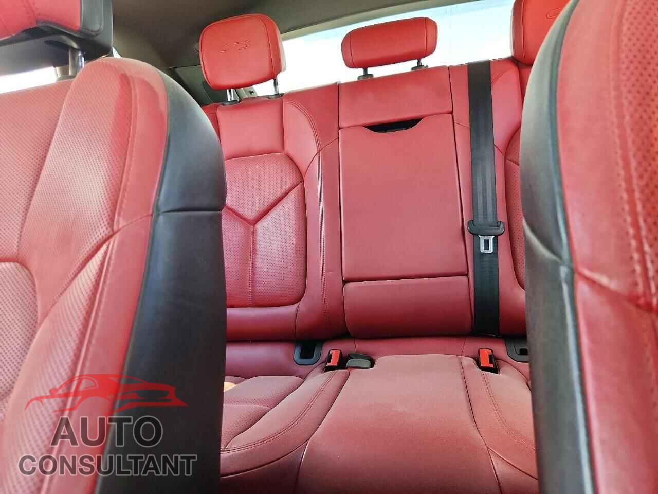PORSCHE MACAN 2017 - WP1AG2A52HLB51694