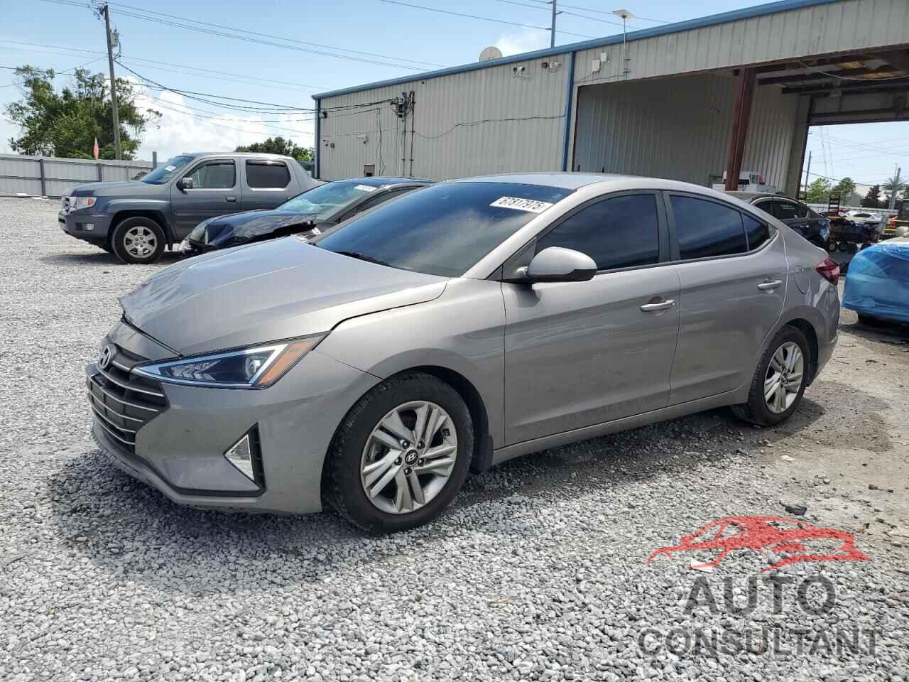 HYUNDAI ELANTRA 2020 - KMHD84LF8LU105203