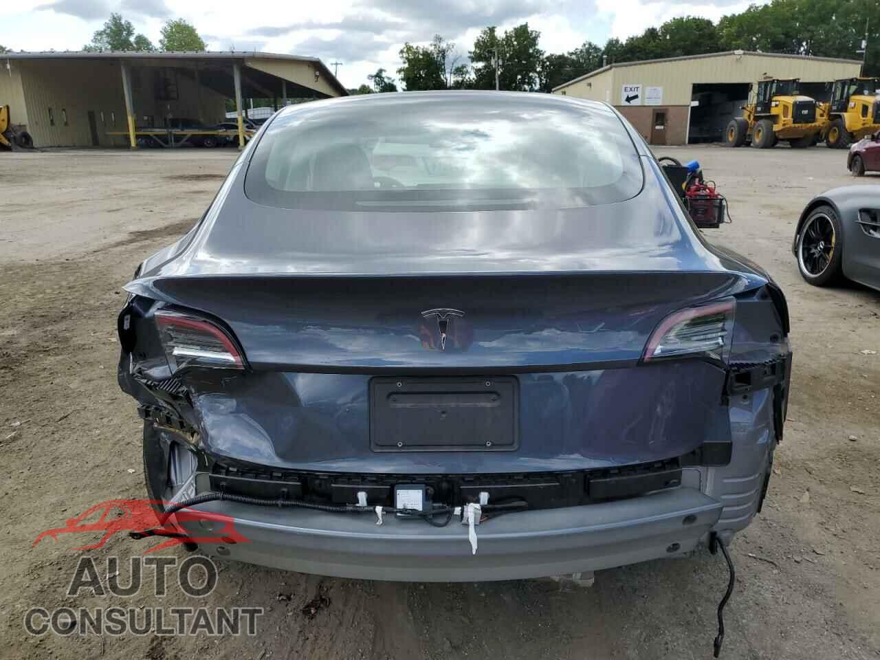 TESLA MODEL 3 2022 - 5YJ3E1EA1NF316618