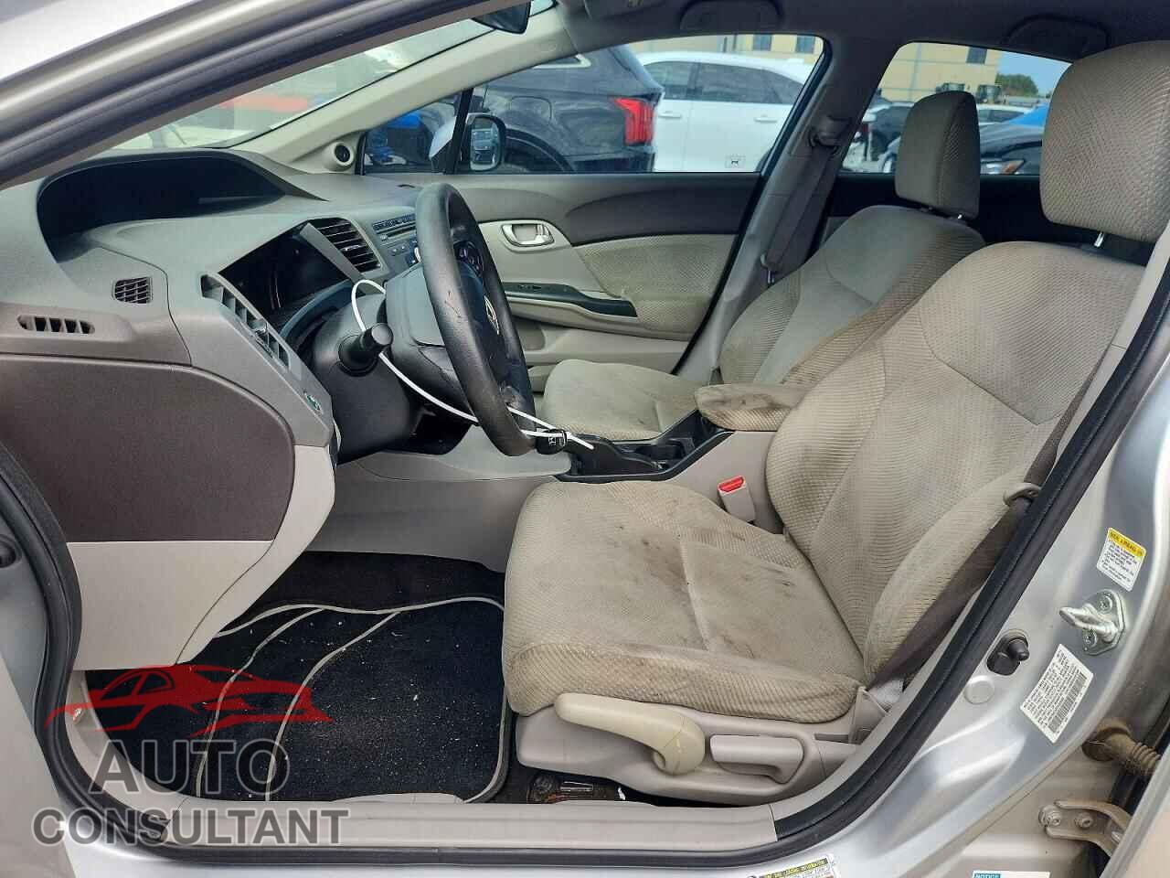 HONDA CIVIC 2012 - JHMFB4F22CS003459