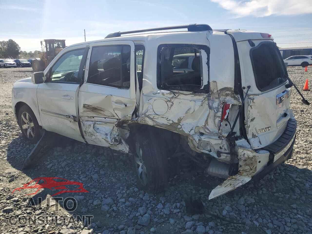 HONDA PILOT 2013 - 5FNYF4H93DB023422