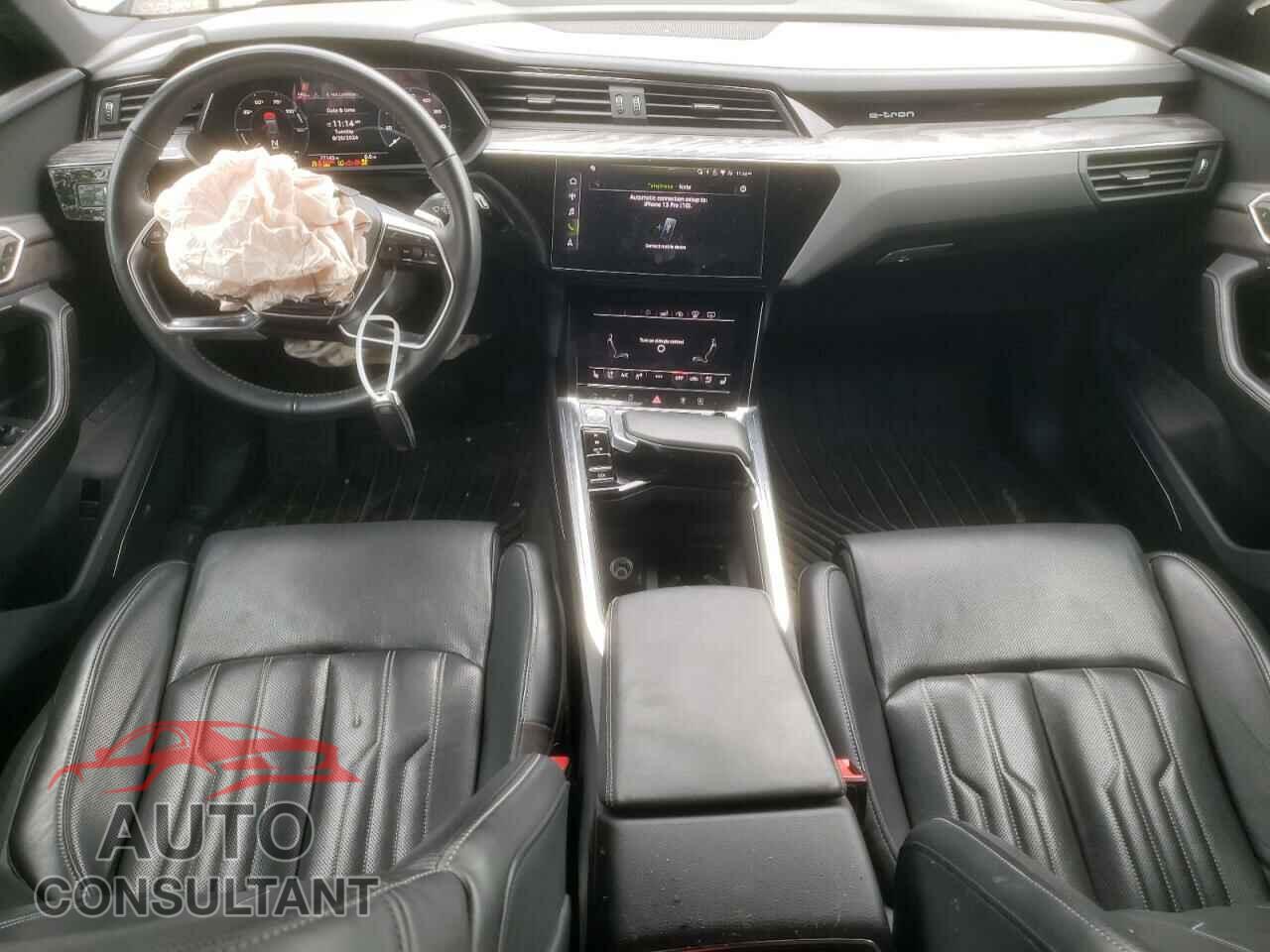 AUDI E-TRON 2019 - WA1VAAGE2KB006376