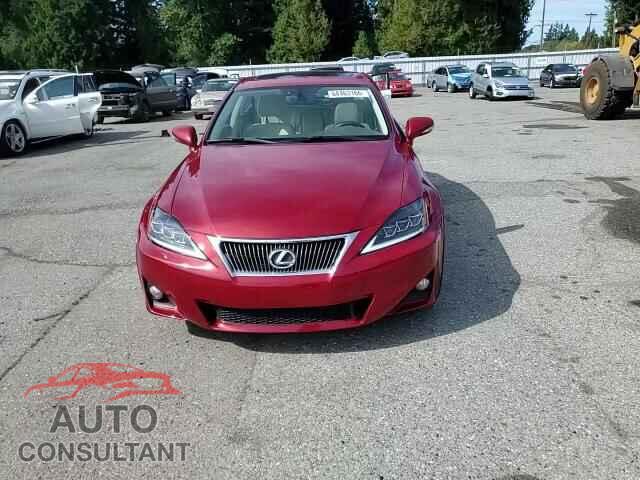 LEXUS IS 2012 - JTHCF5C20C5055625