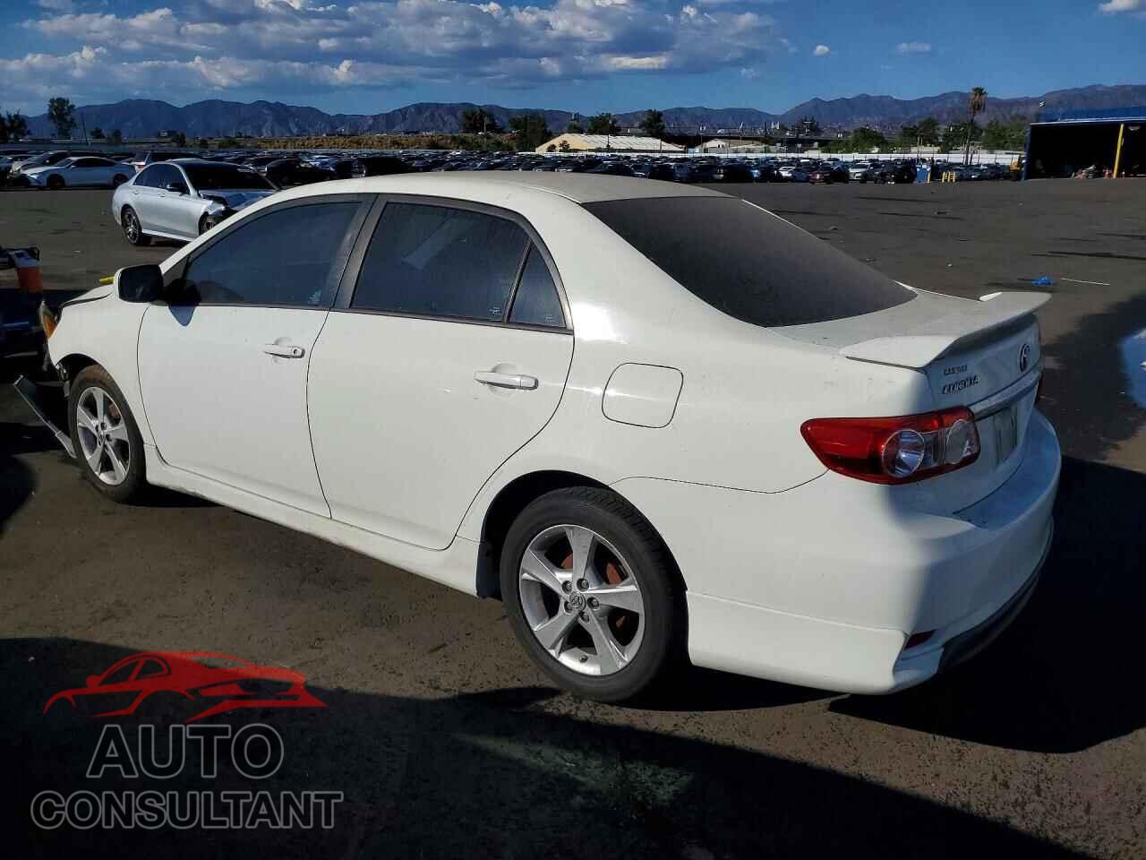 TOYOTA COROLLA 2013 - 5YFBU4EEXDP076023