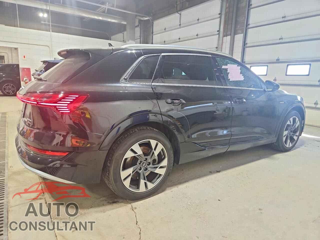 AUDI E-TRON 2022 - WA1AAAGE3NB005613