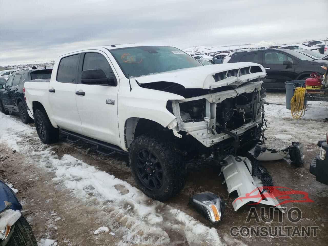 TOYOTA TUNDRA 2018 - 5TFAW5F15JX717857