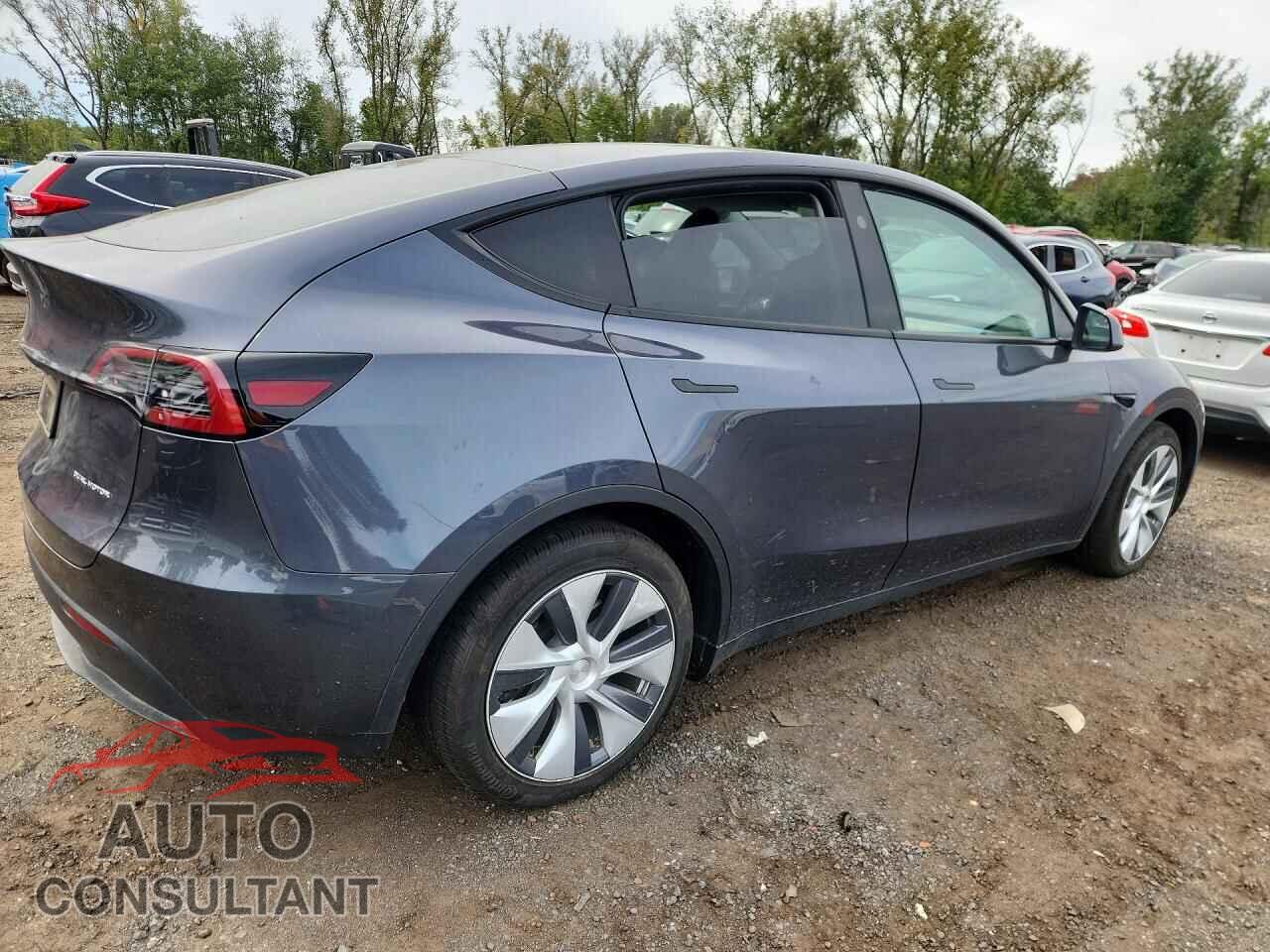 TESLA MODEL Y 2023 - 7SAYGDEEXPF890905
