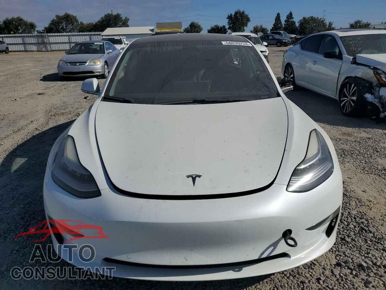 TESLA MODEL 3 2018 - 5YJ3E1EA4JF042115