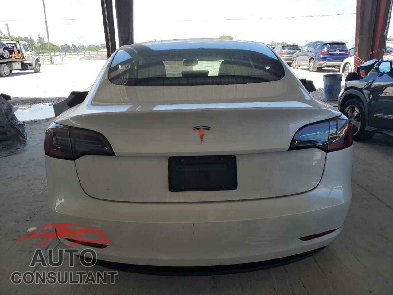 TESLA MODEL 3 2023 - 5YJ3E1EA8PF614568