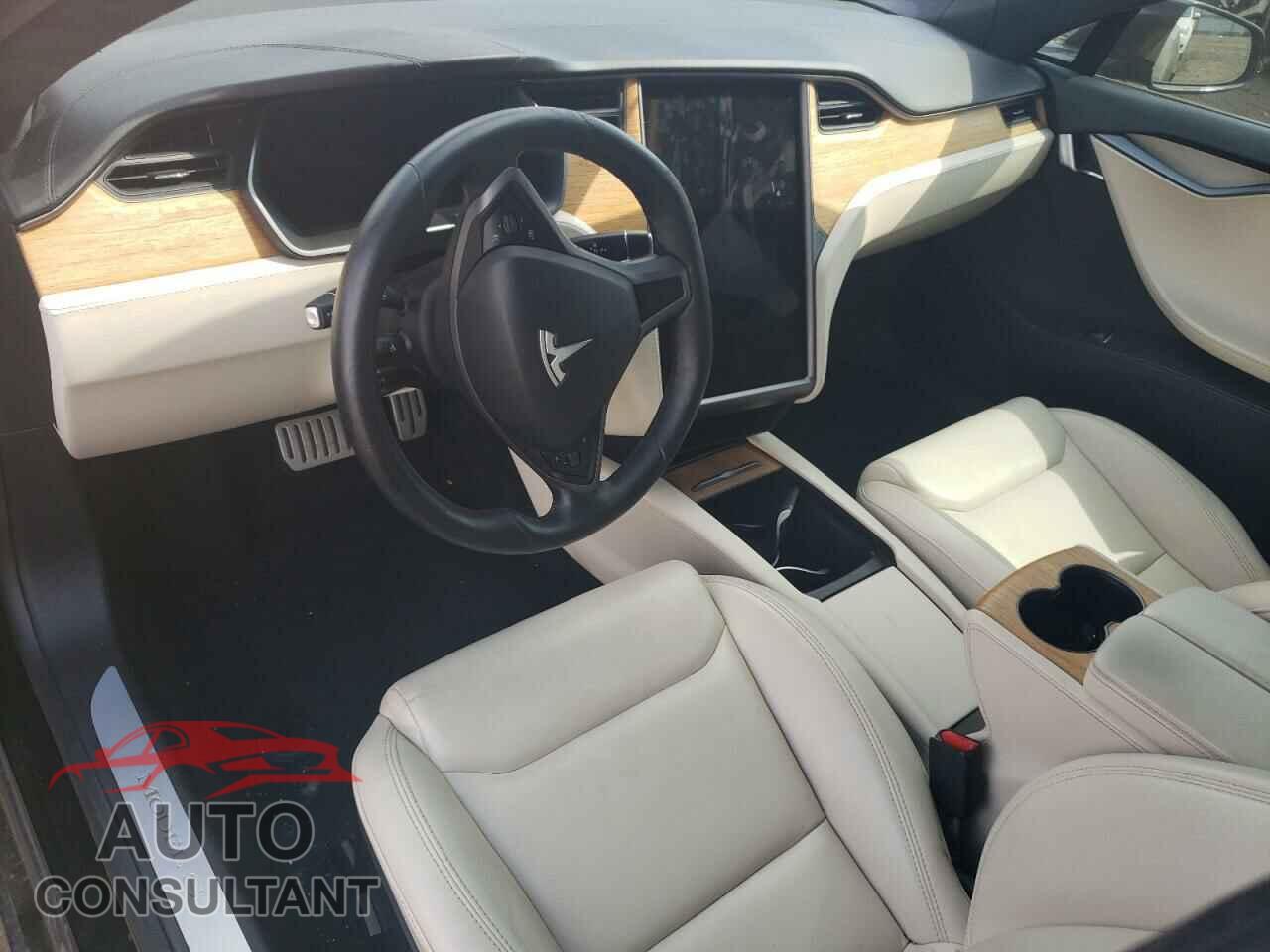 TESLA MODEL S 2020 - 5YJSA1E43LF367035