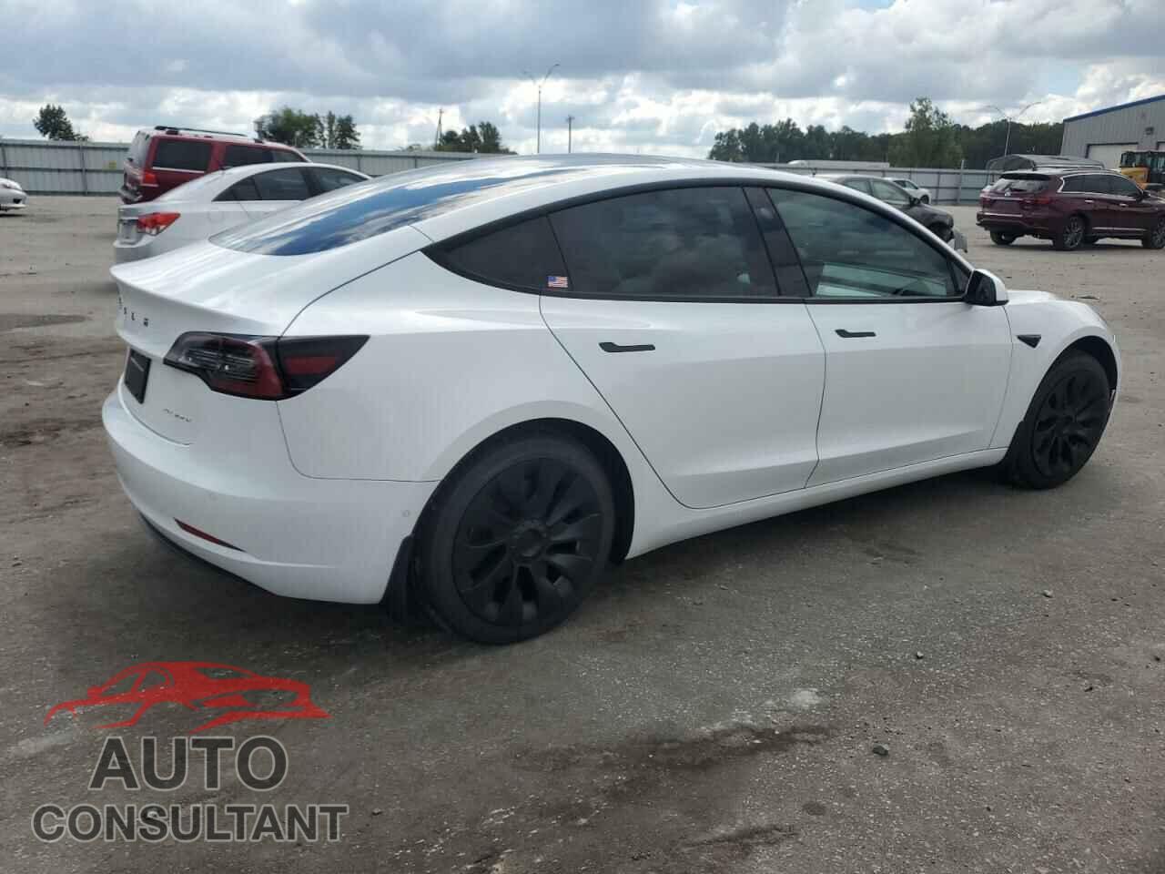 TESLA MODEL 3 2021 - 5YJ3E1EB8MF856040