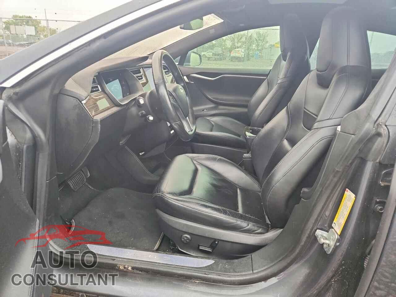 TESLA MODEL S 2015 - 5YJSA1H28FF083074