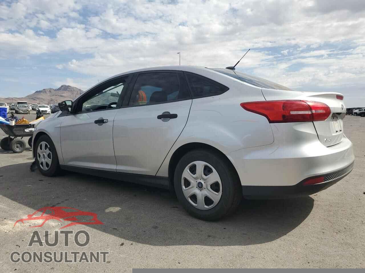 FORD FOCUS 2017 - 1FADP3E29HL211545