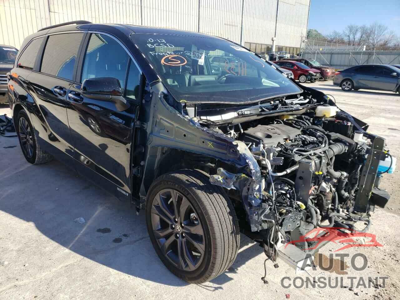 TOYOTA SIENNA 2021 - 5TDDRKEC8MS002877