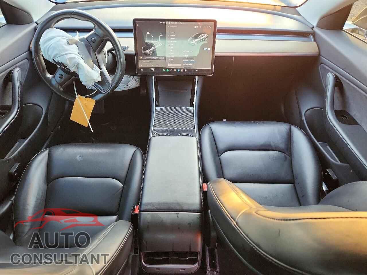 TESLA MODEL 3 2018 - 5YJ3E1EA9JF031580