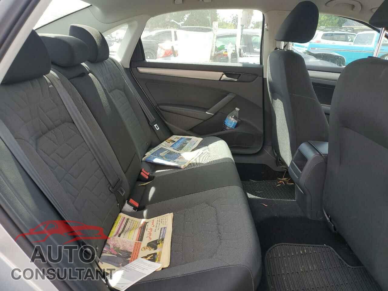 VOLKSWAGEN PASSAT 2021 - 1VWAA7A3XMC014976