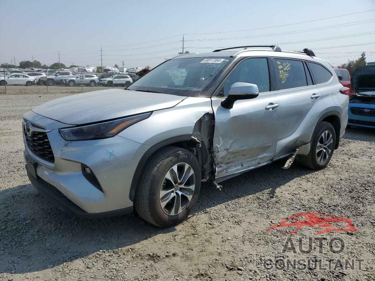 TOYOTA HIGHLANDER 2022 - 5TDGZRBH9NS595107