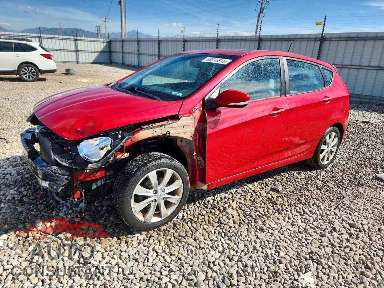 HYUNDAI ACCENT 2013 - KMHCU5AE0DU103213