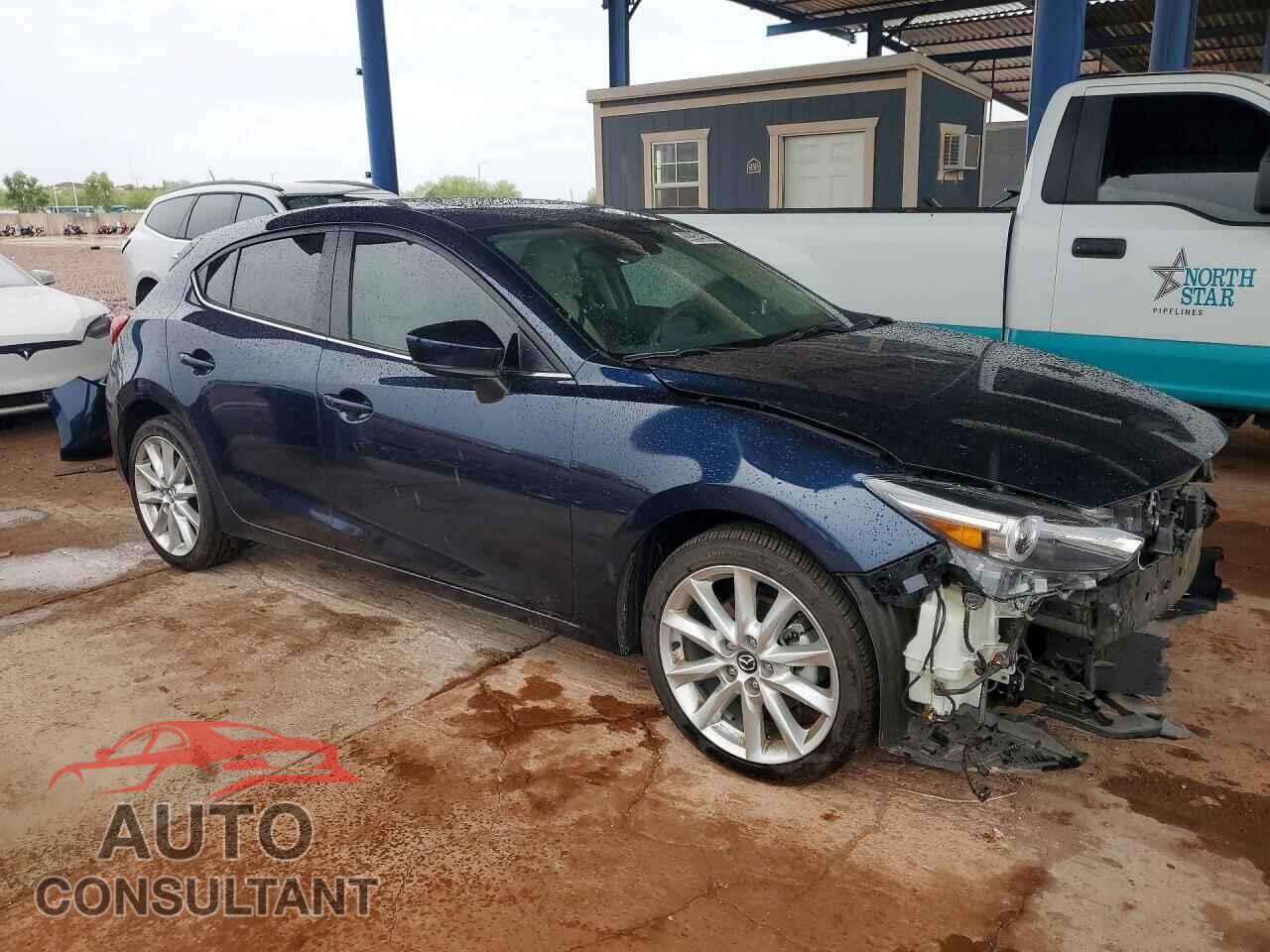 MAZDA 3 2017 - 3MZBN1M35HM128518