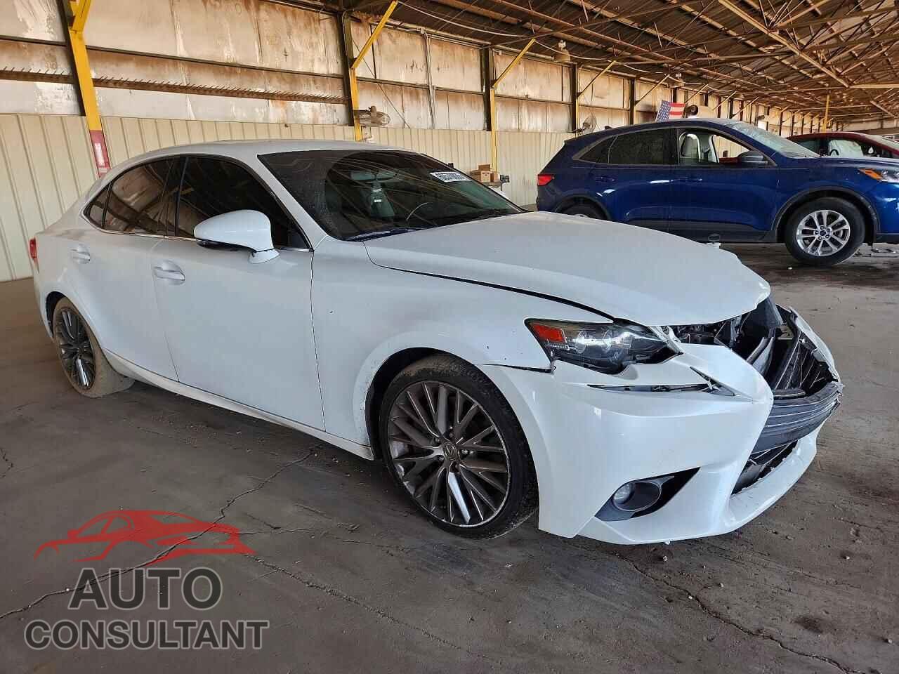 LEXUS IS 2016 - JTHBA1D25G5017234