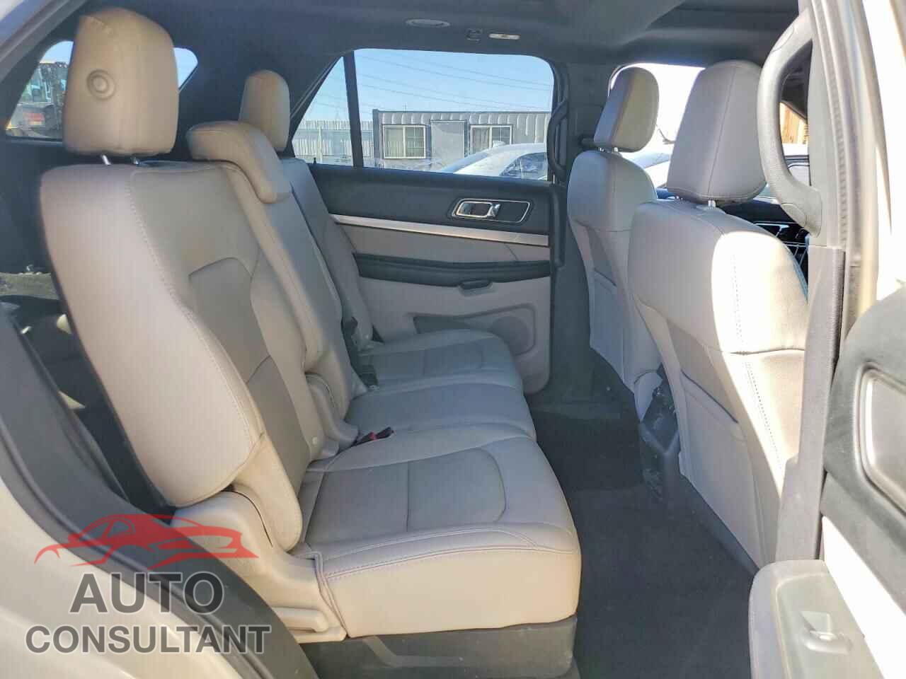 FORD EXPLORER 2018 - 1FM5K7D84JGB09350
