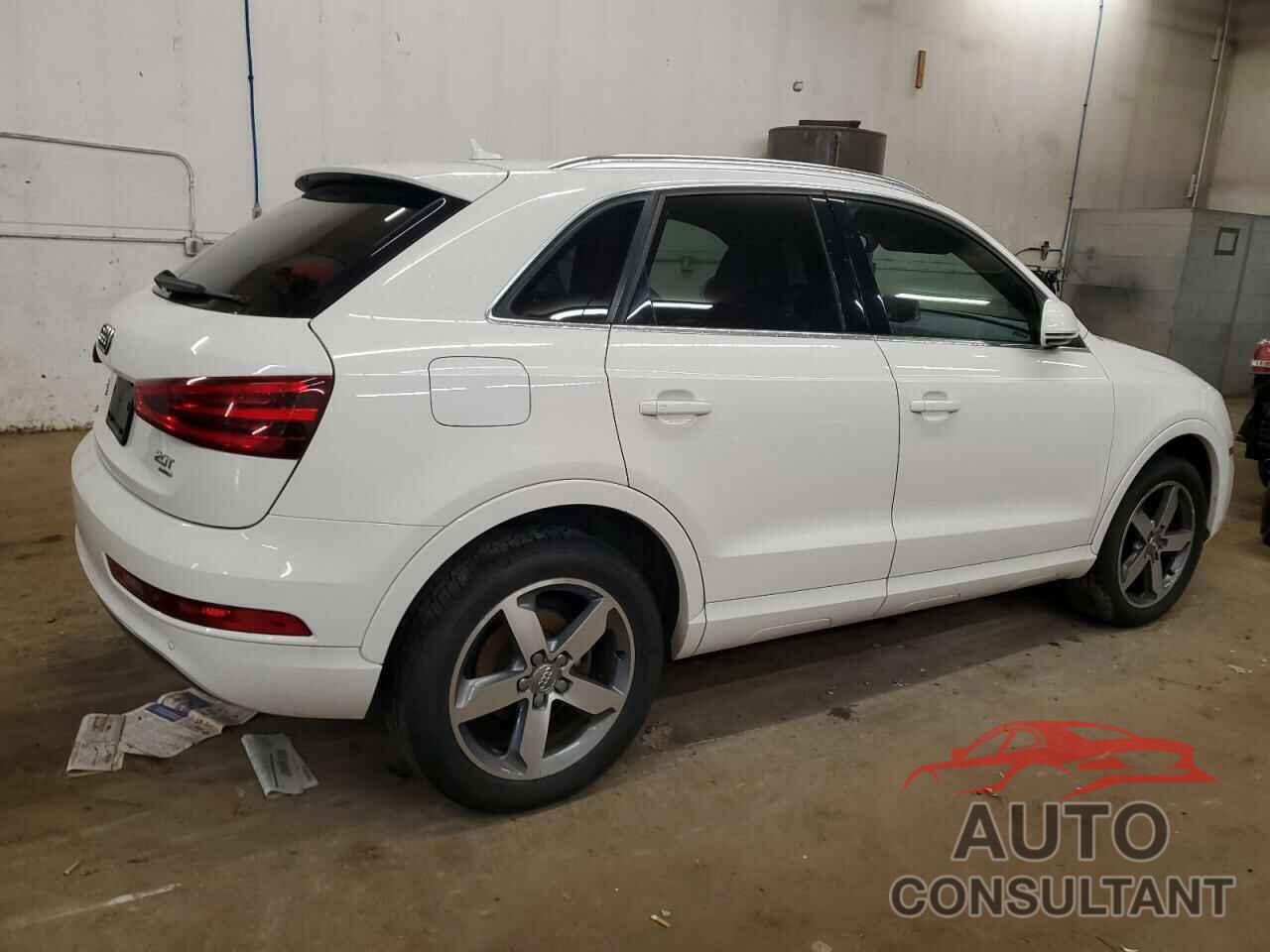 AUDI Q3 2015 - WA1EFCFS9FR006974