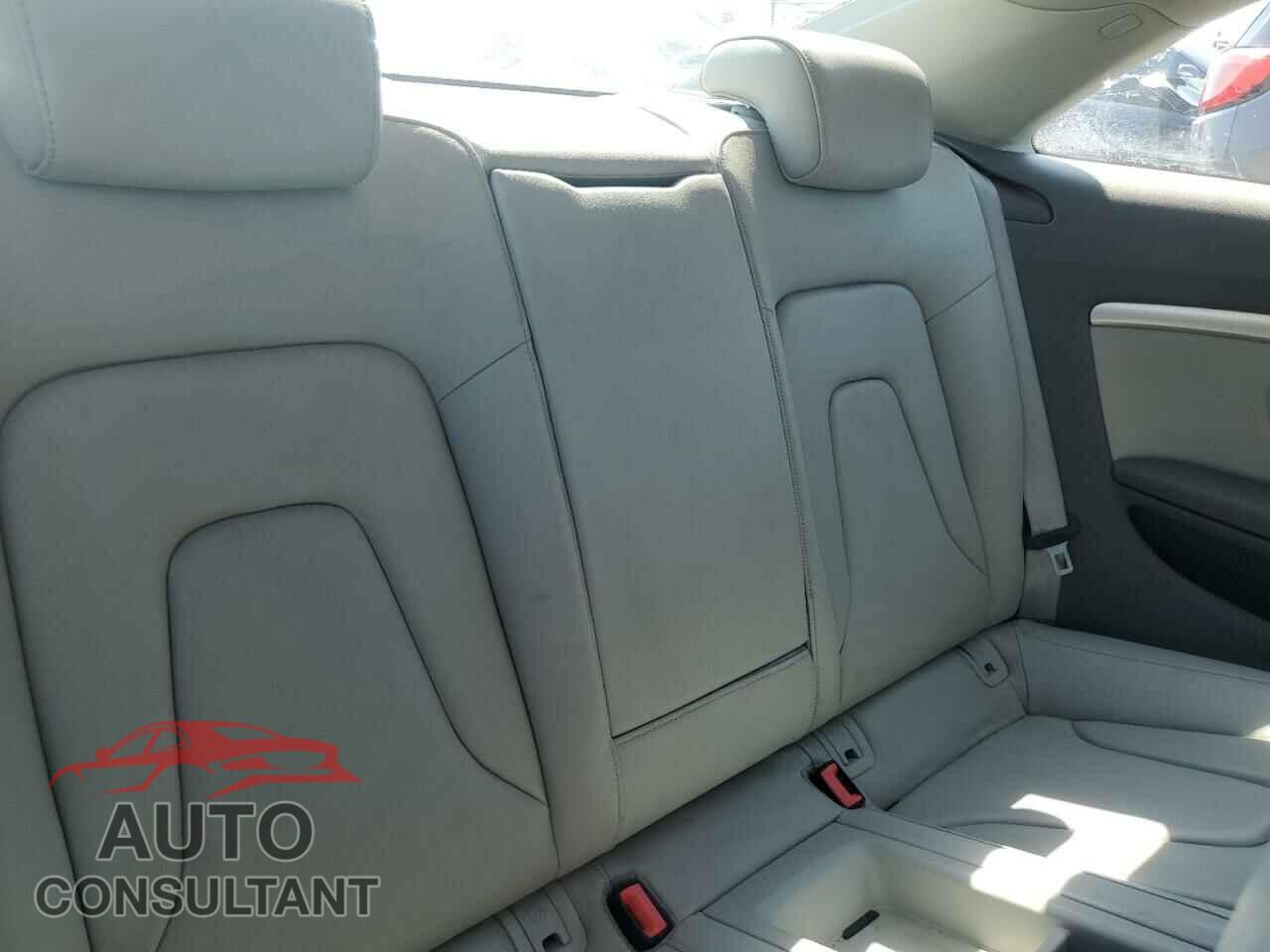 AUDI A5 2014 - WAURFAFR1EA003229