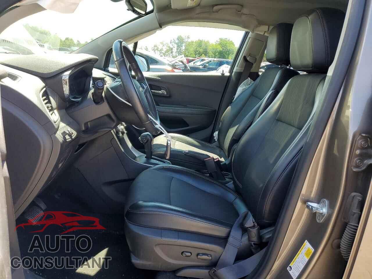 CHEVROLET TRAX 2021 - KL7CJPSMXMB360869