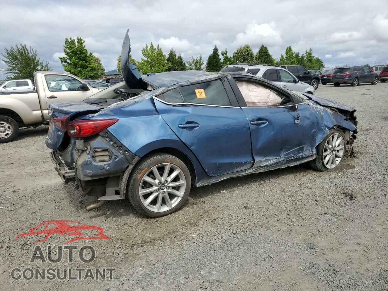 MAZDA 3 2017 - 3MZBN1V78HM113108