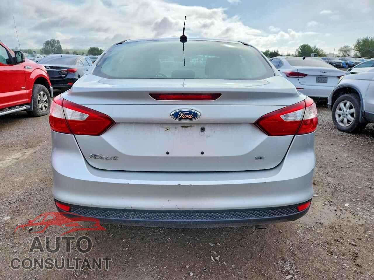 FORD FOCUS 2012 - 1FAHP3F25CL116098