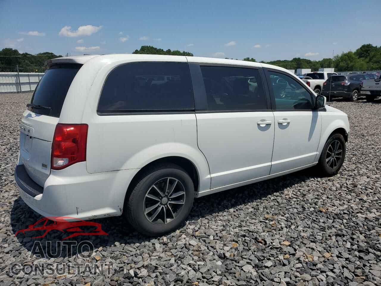 DODGE CARAVAN 2018 - 2C4RDGBG4JR215225