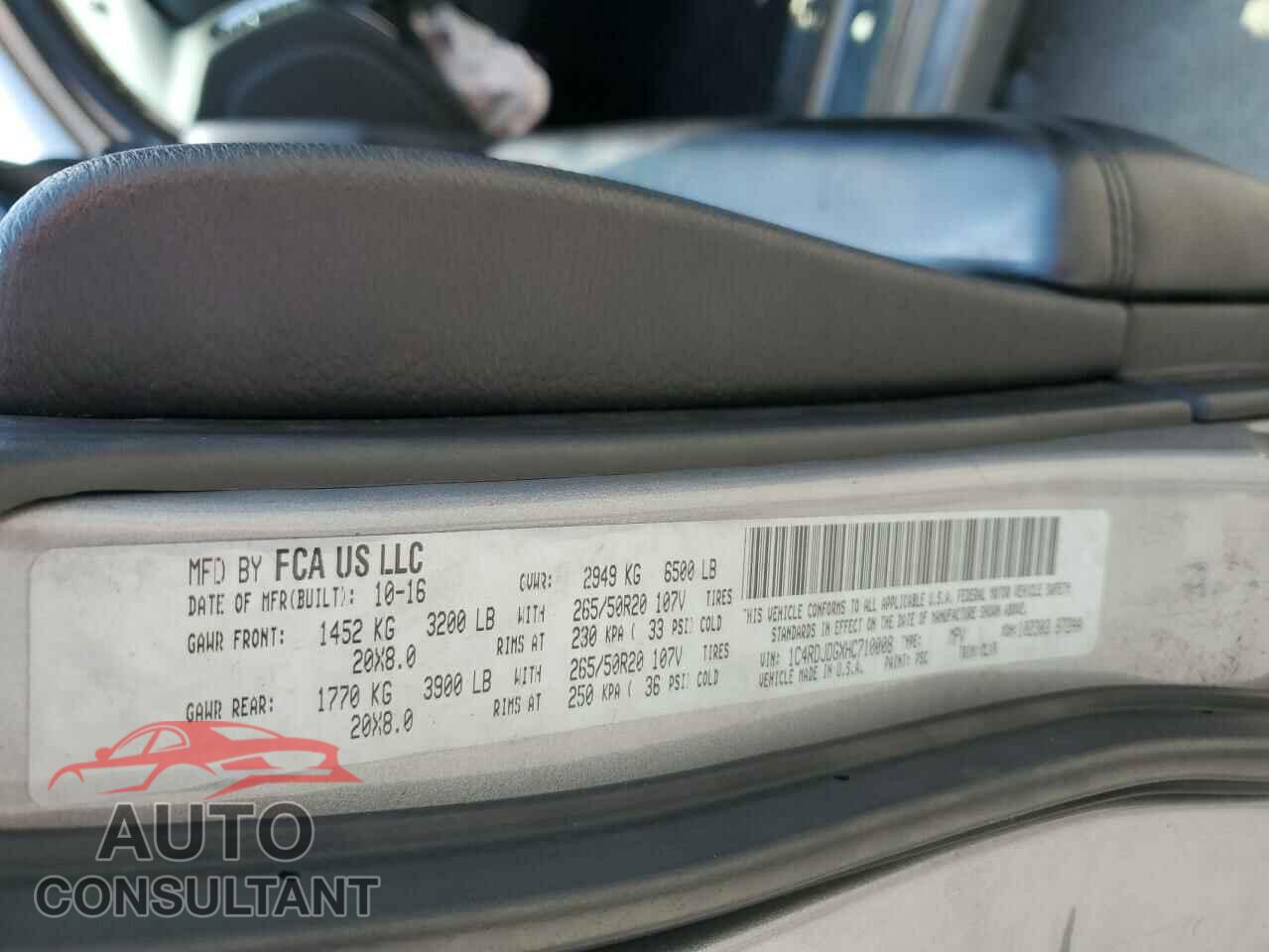 DODGE DURANGO 2017 - 1C4RDJDGXHC710008