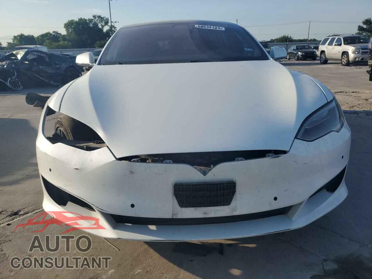 TESLA MODEL S 2018 - 5YJSA1E23JF252348