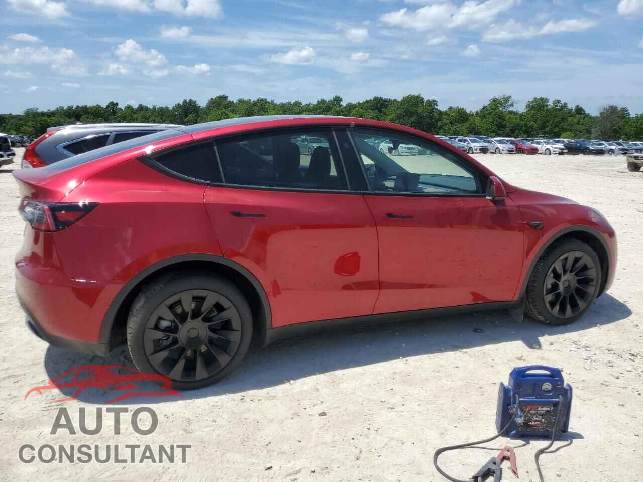 TESLA MODEL Y 2024 - 7SAYGDEE2RA286538