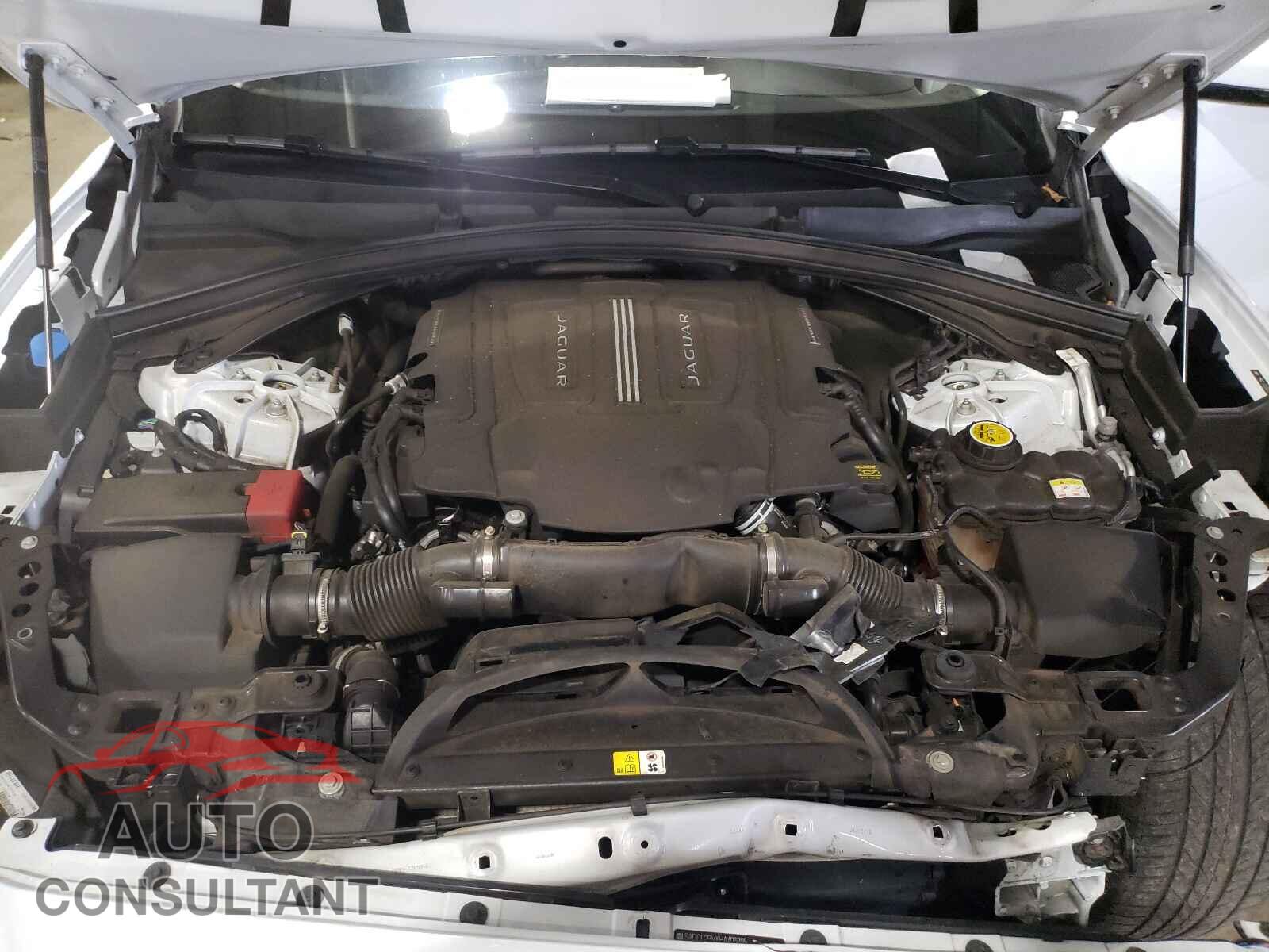 JAGUAR F-PACE 2017 - SADCL2BVXHA496895