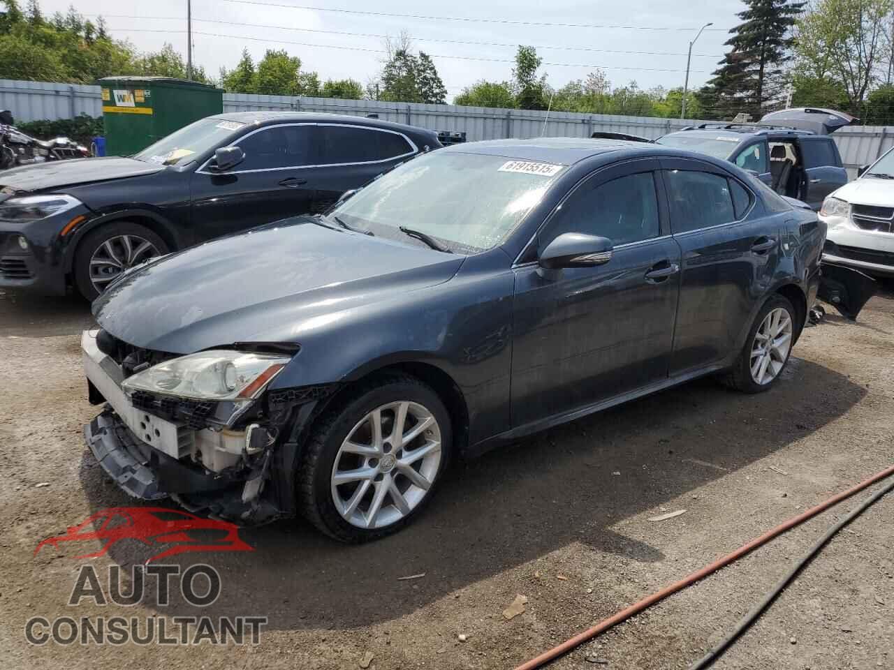 LEXUS IS 2011 - JTHCF5C20B5045062