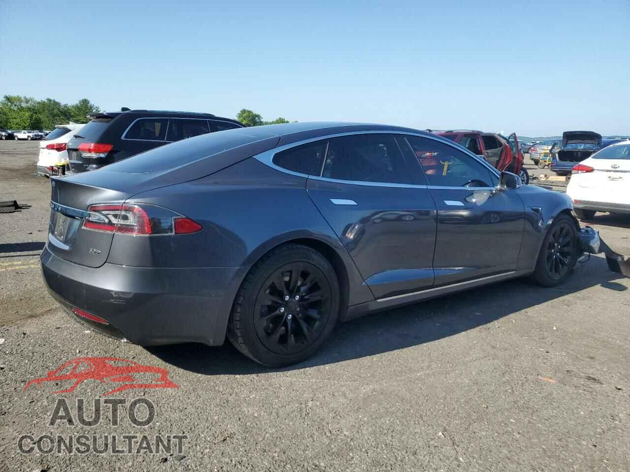 TESLA MODEL S 2017 - 5YJSA1E2XHF185516