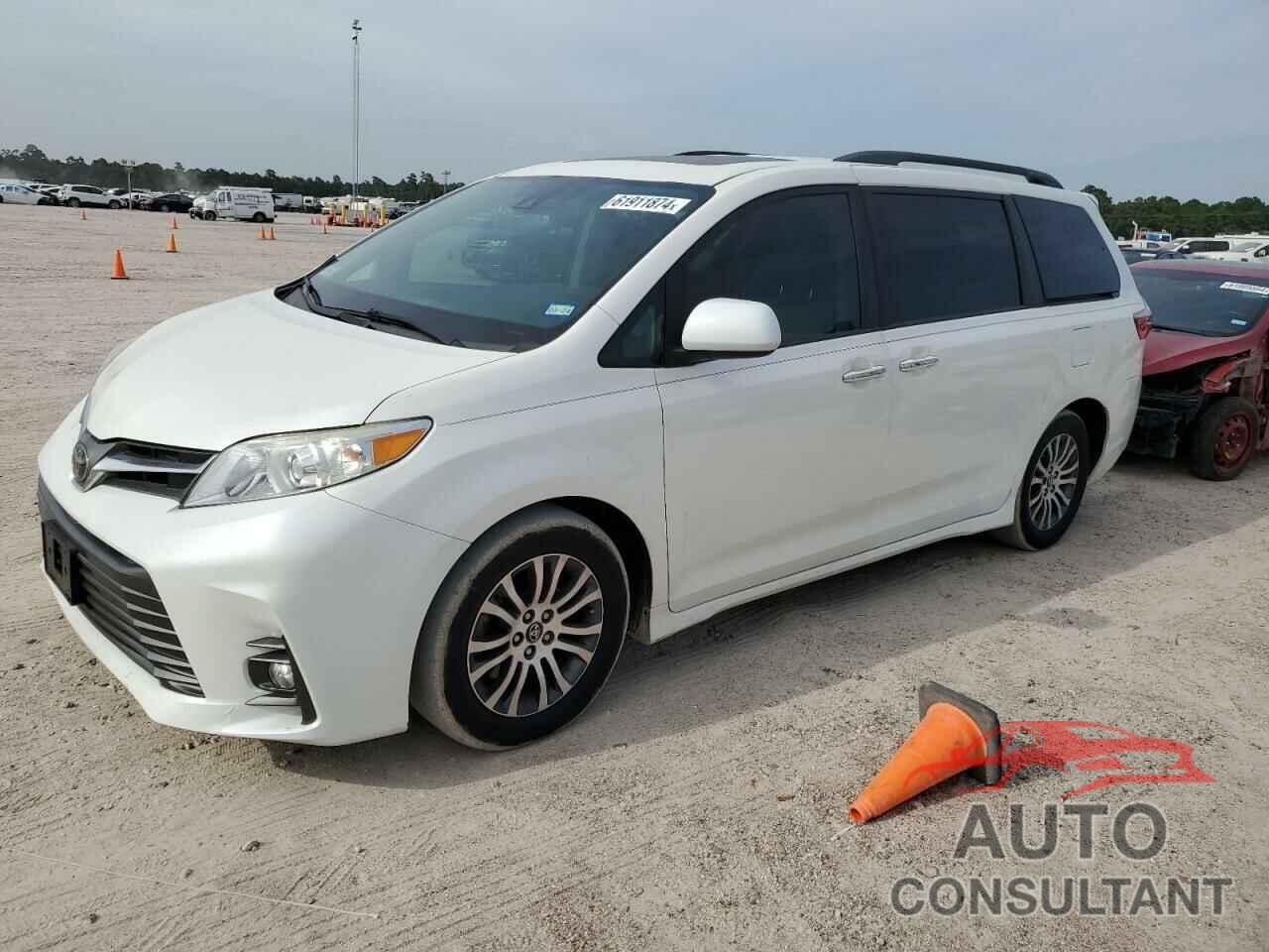 TOYOTA All Models 2018 - 5TDYZ3DC9JS938267