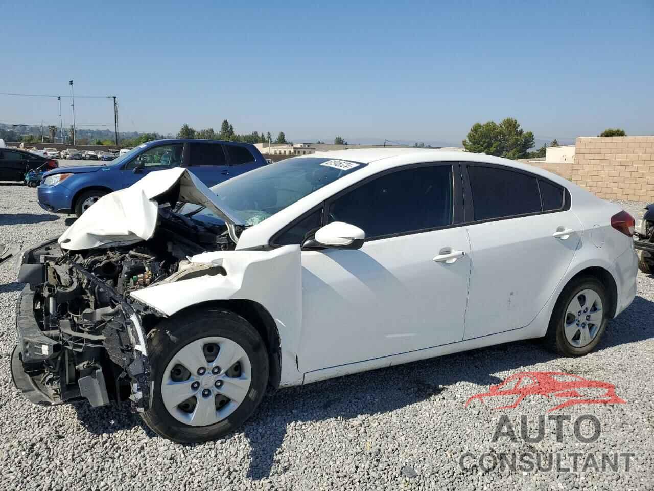 KIA FORTE 2018 - 3KPFL4A71JE249307