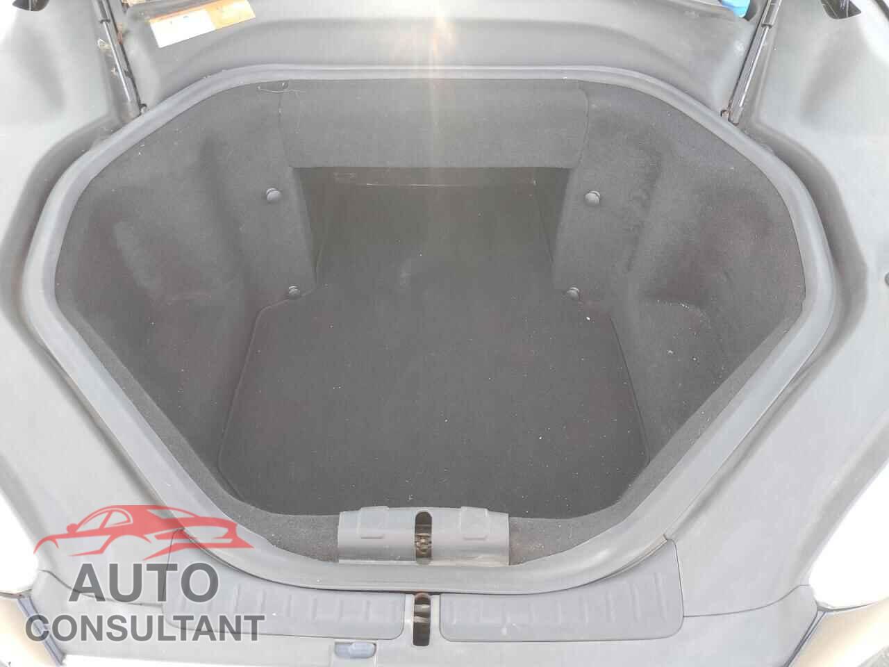 TESLA MODEL S 2014 - 5YJSA1H14EFP44945