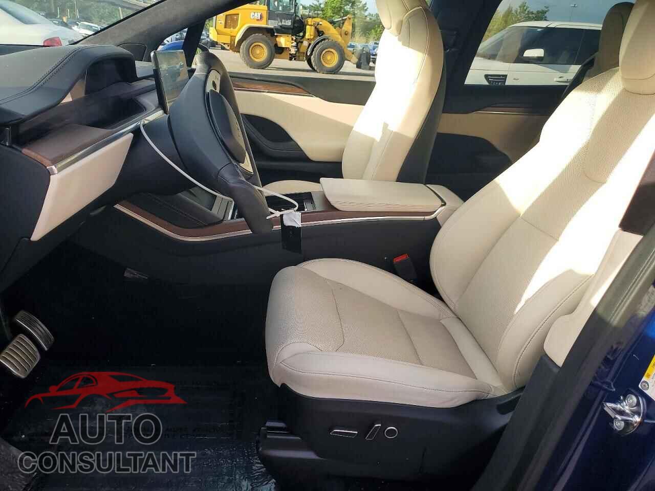 TESLA MODEL X 2023 - 7SAXCBE51PF367154