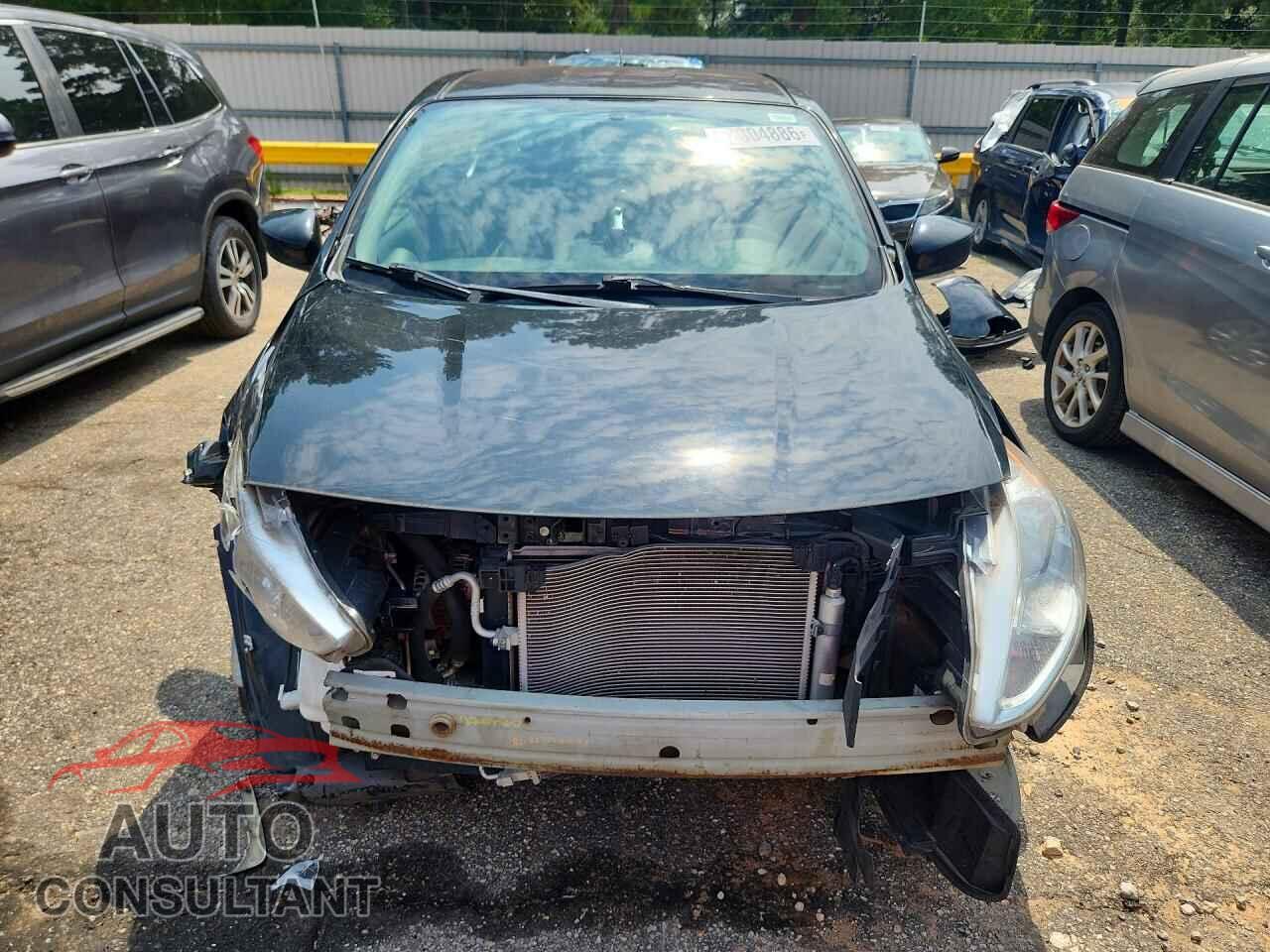 NISSAN VERSA 2019 - 3N1CN7AP2KL880209