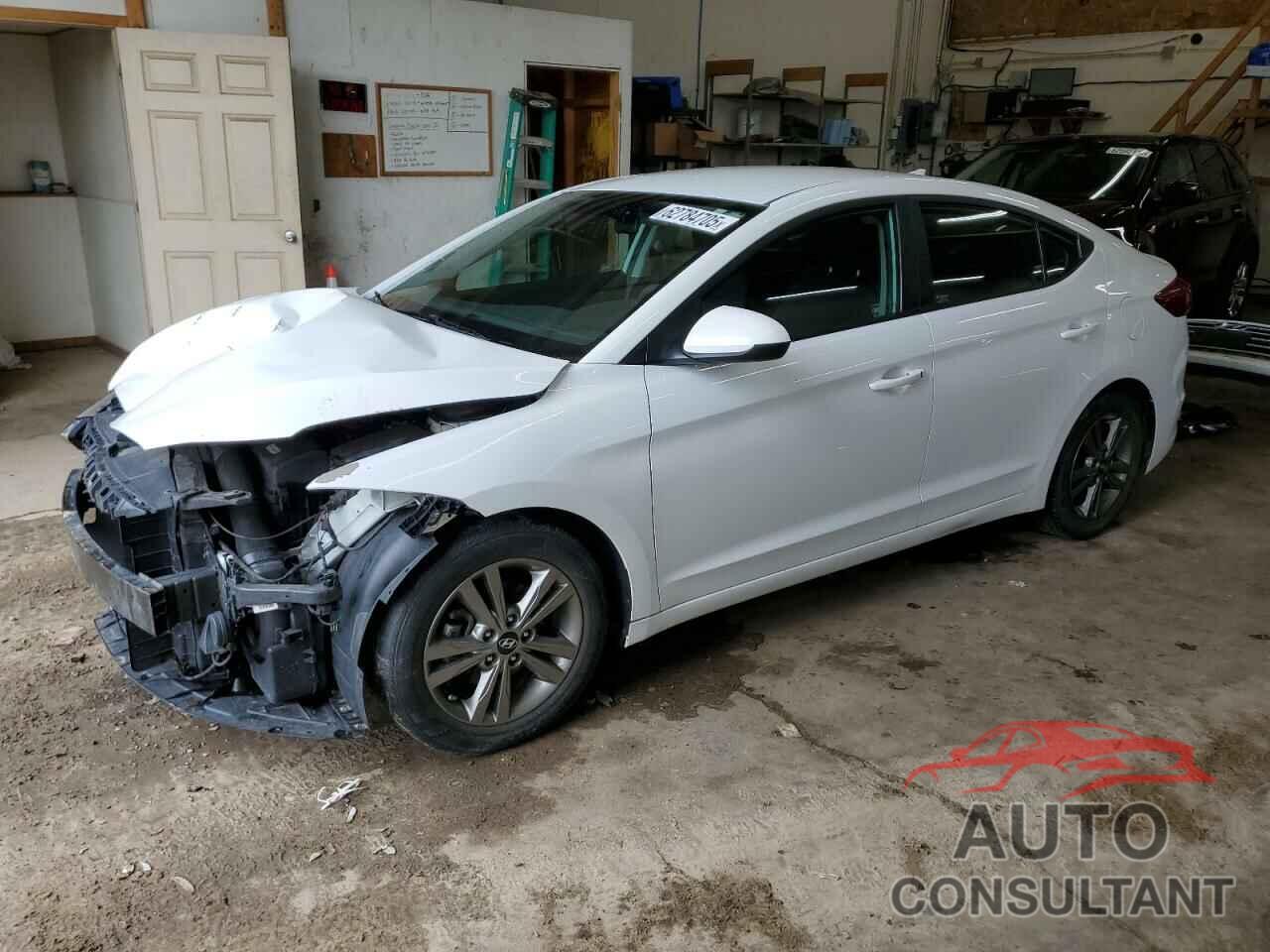 HYUNDAI ELANTRA 2018 - 5NPD84LF4JH329323