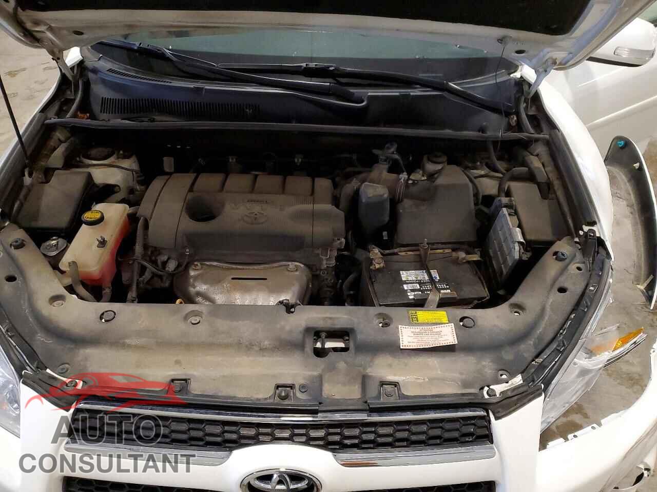 TOYOTA RAV4 2012 - 2T3DF4DV2CW257481